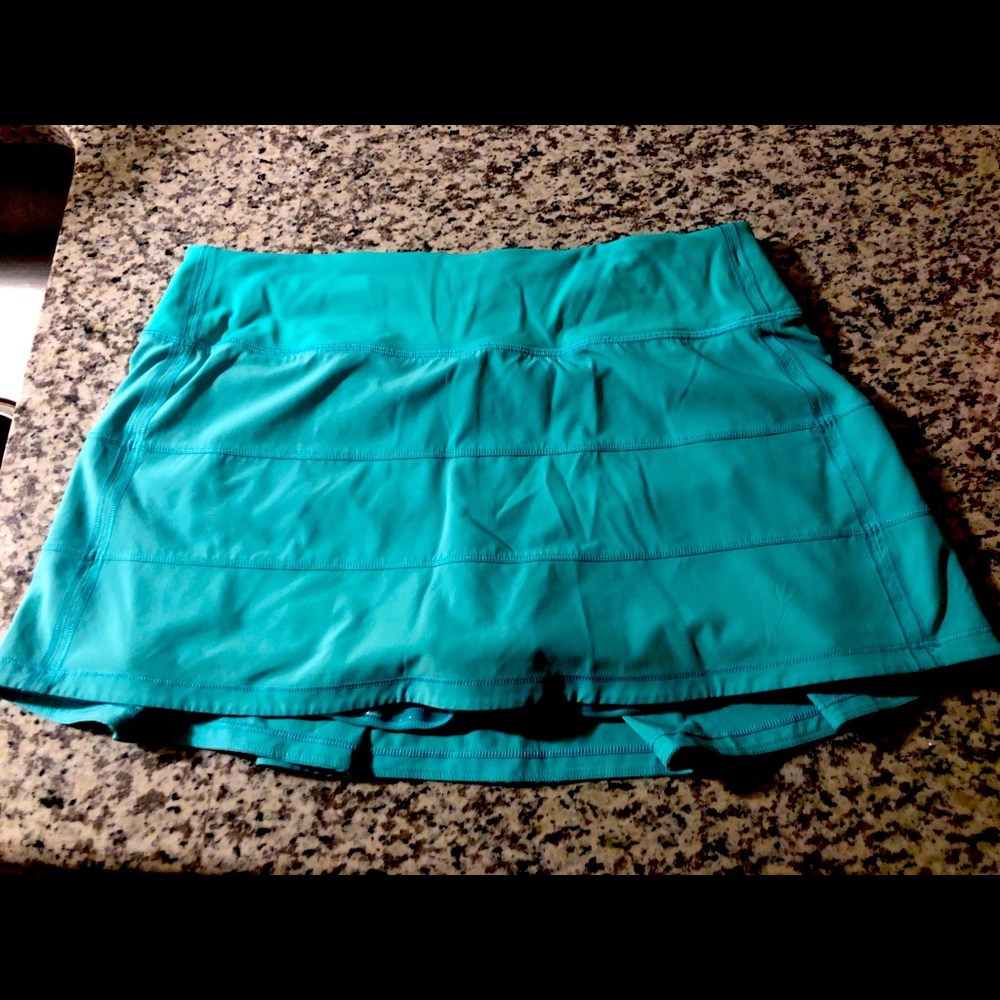 NWOT Lululemon Pace Rival Skirt - Size 8